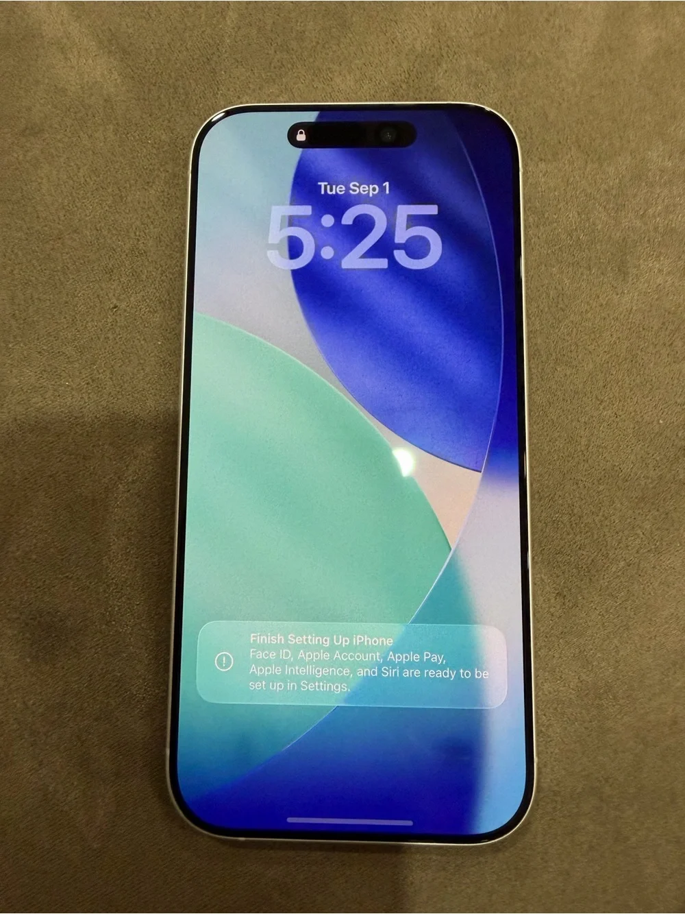 Apple white iphone